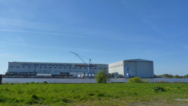 P1220458